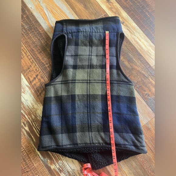 Reversible Draped Vest - Picture 10 of 10